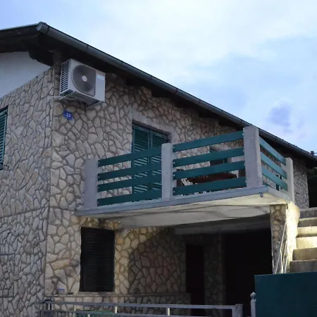 3 Masline 아파트 *